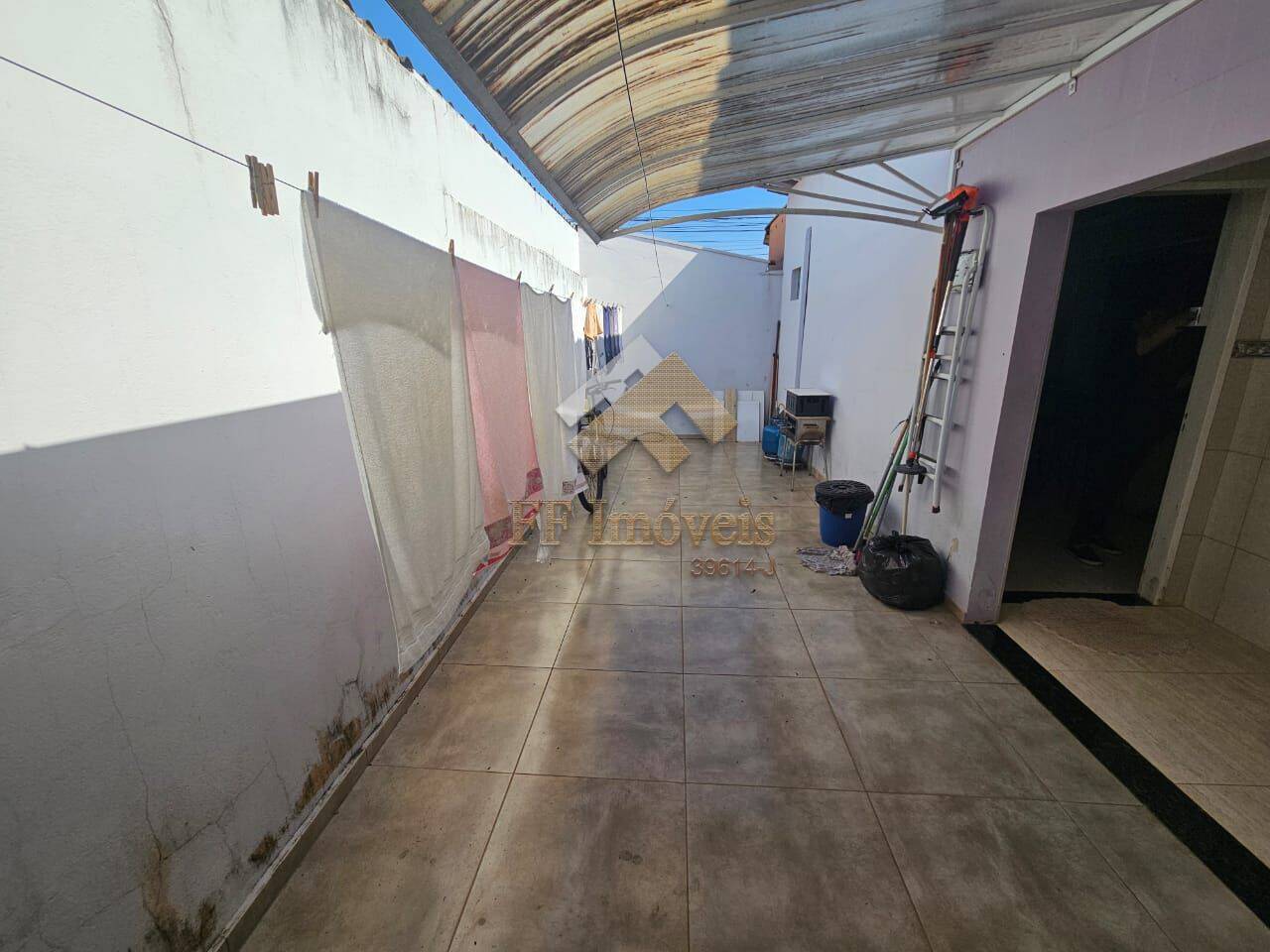 Casa à venda com 2 quartos, 110m² - Foto 22