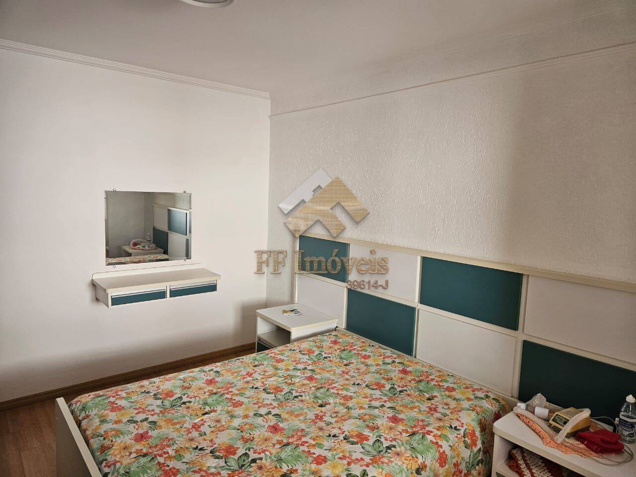 Casa à venda com 2 quartos, 110m² - Foto 28