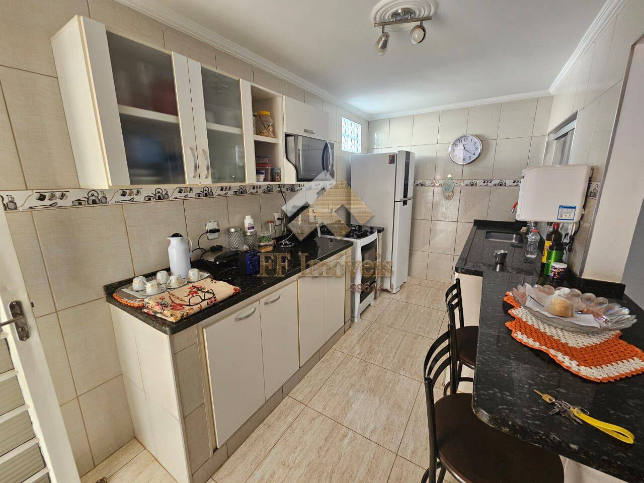 Casa à venda com 2 quartos, 110m² - Foto 26