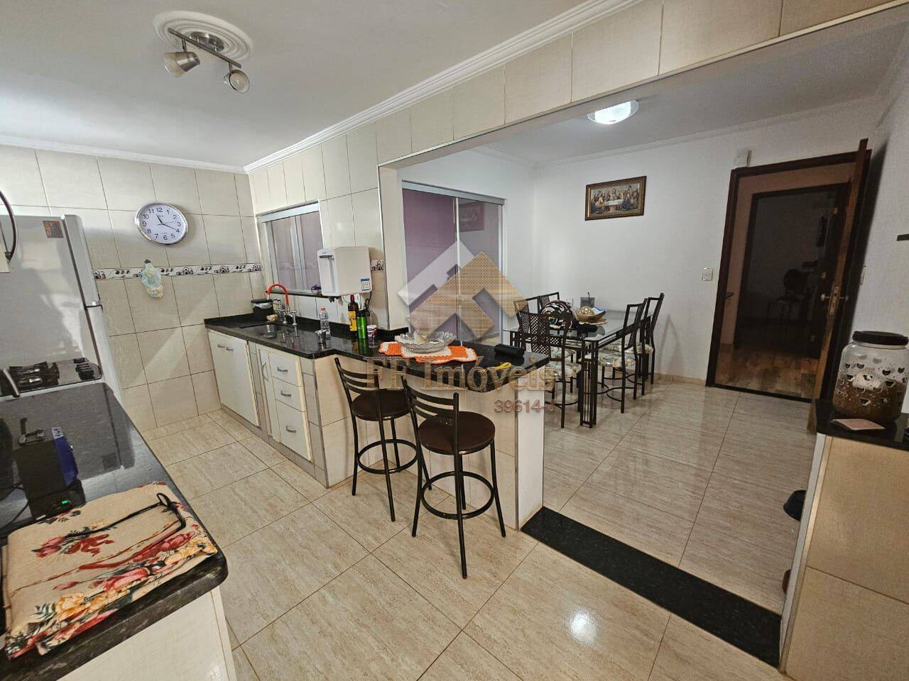 Casa à venda com 2 quartos, 110m² - Foto 29