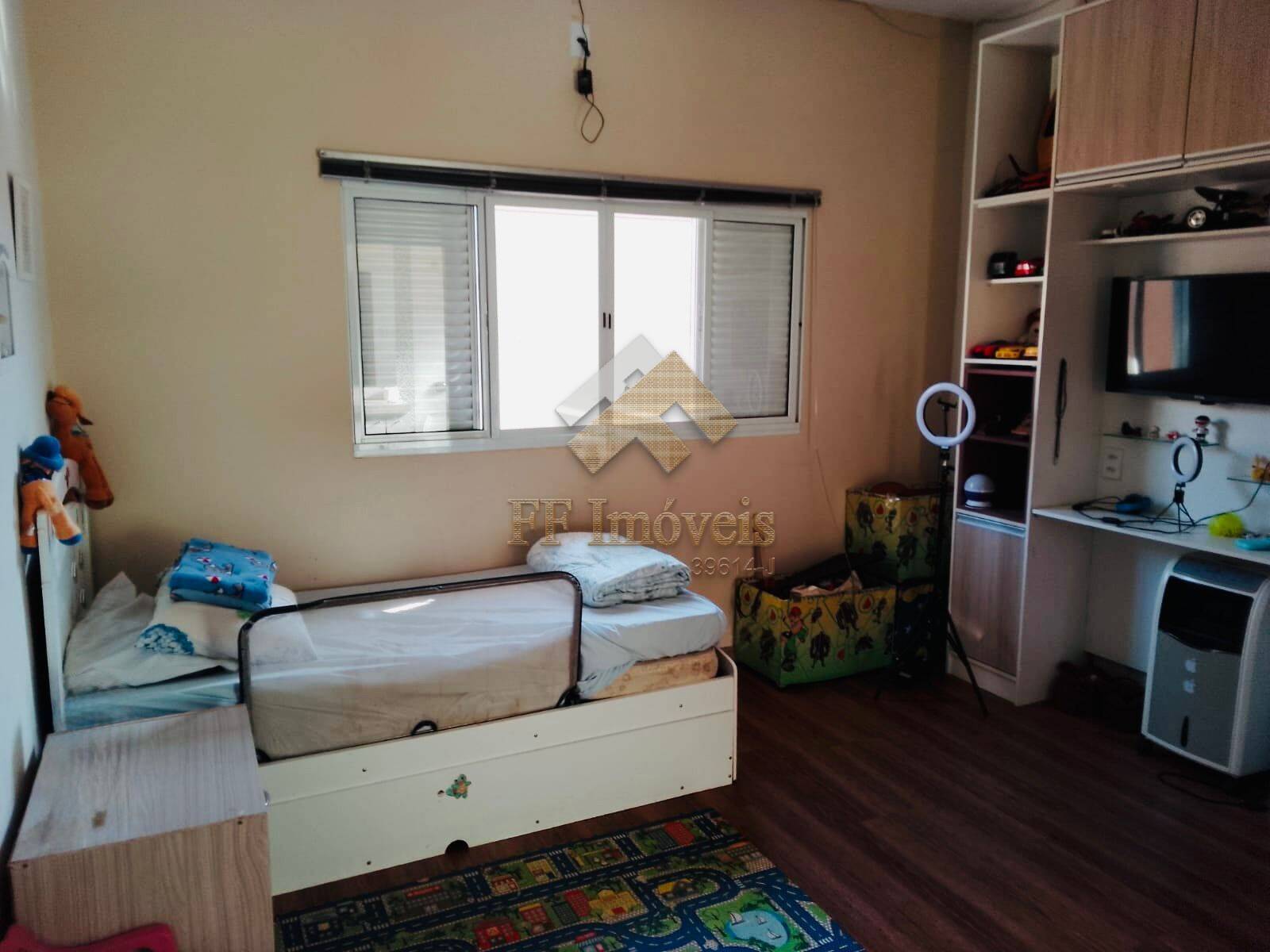 Casa, 3 quartos, 182 m² - Foto 17