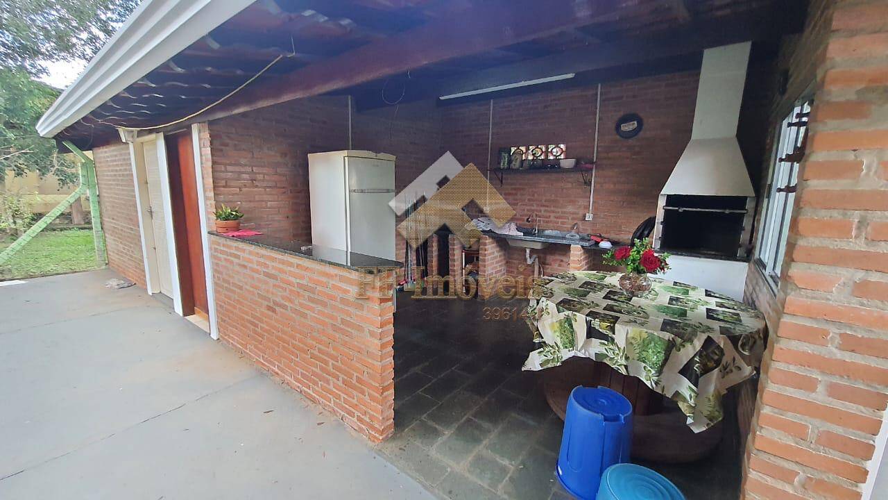 Casa à venda com 3 quartos, 205m² - Foto 20