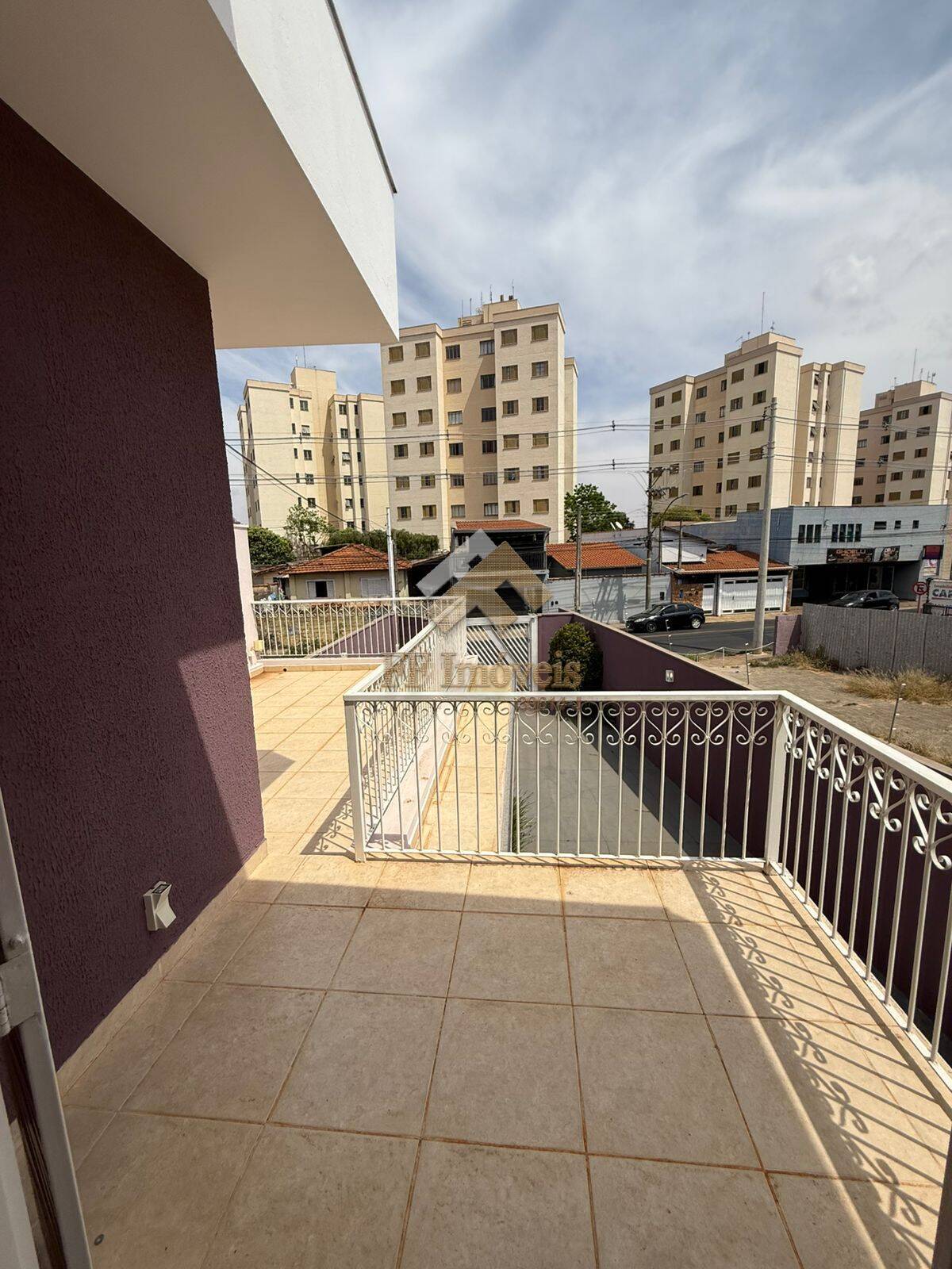 Casa à venda com 4 quartos, 166m² - Foto 4