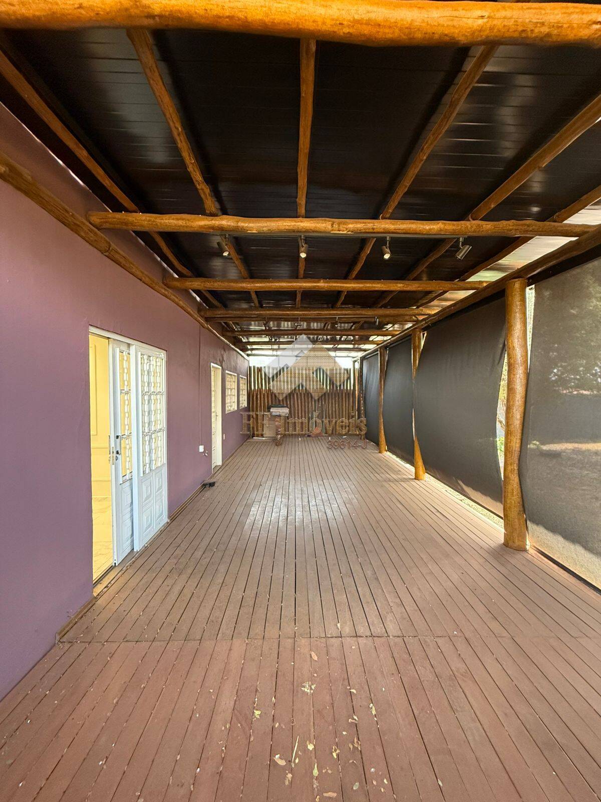 Casa à venda com 4 quartos, 166m² - Foto 9