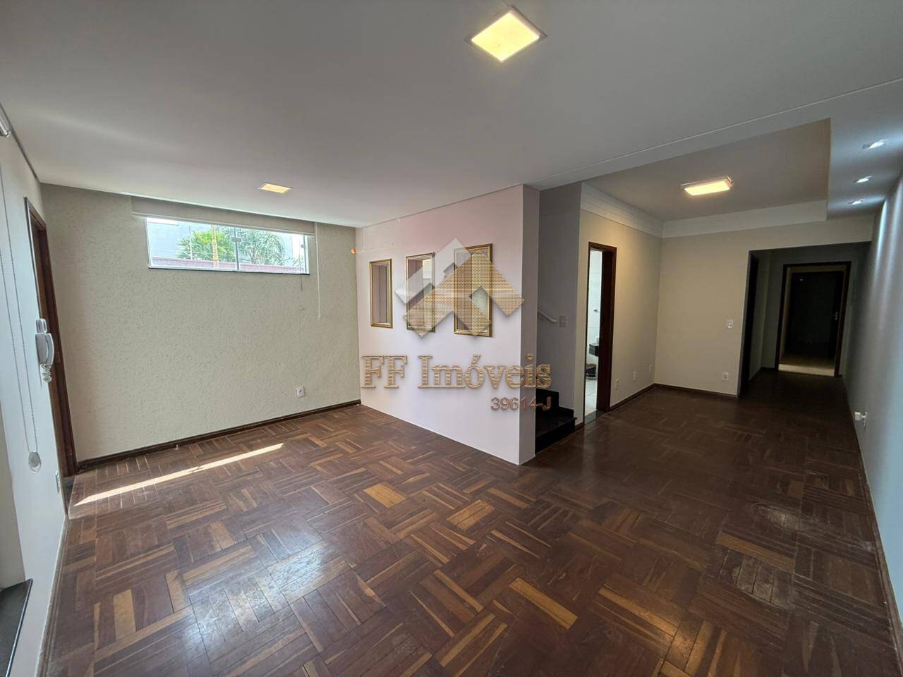 Casa à venda com 4 quartos, 166m² - Foto 29
