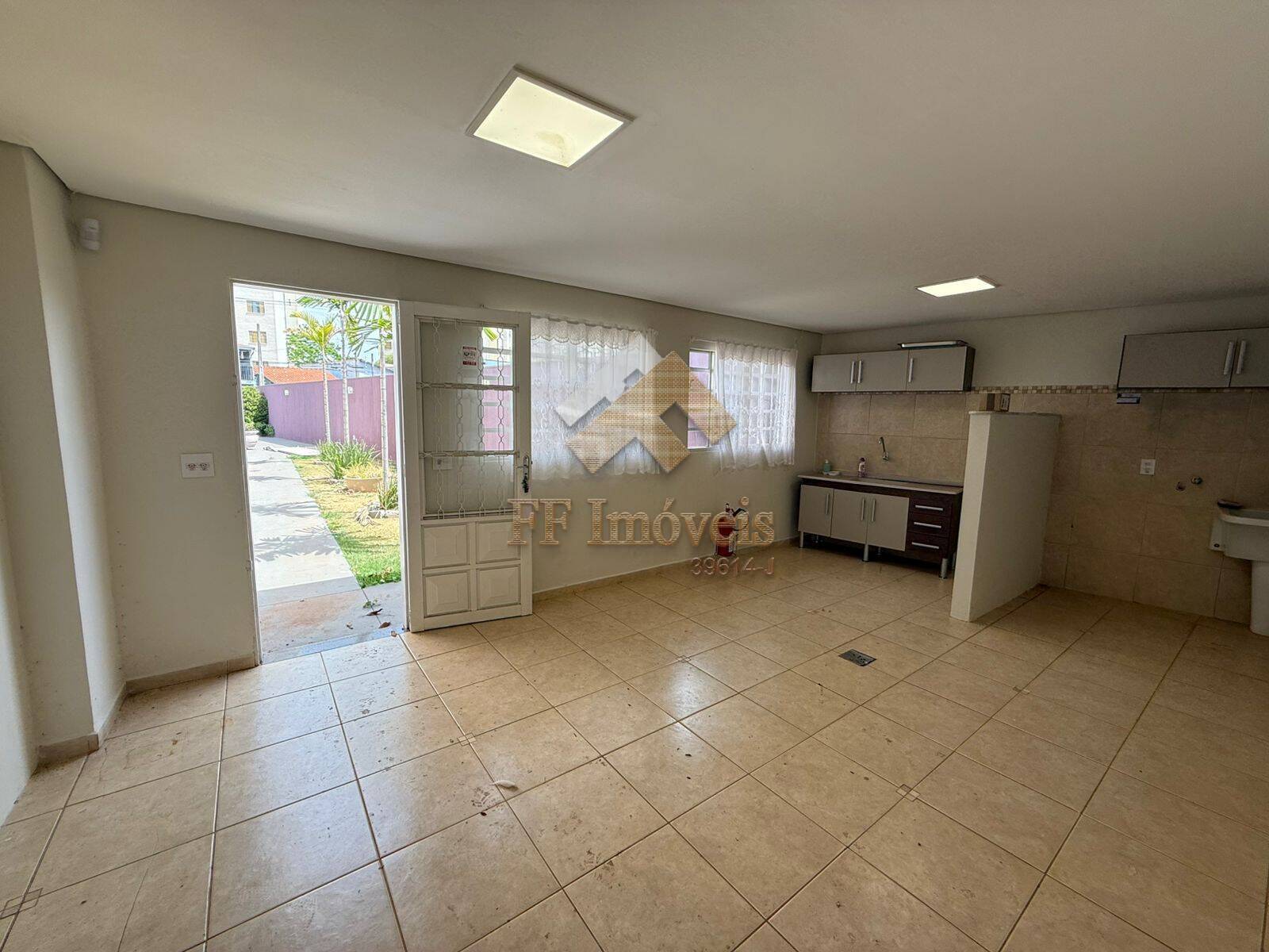 Casa à venda com 4 quartos, 166m² - Foto 36