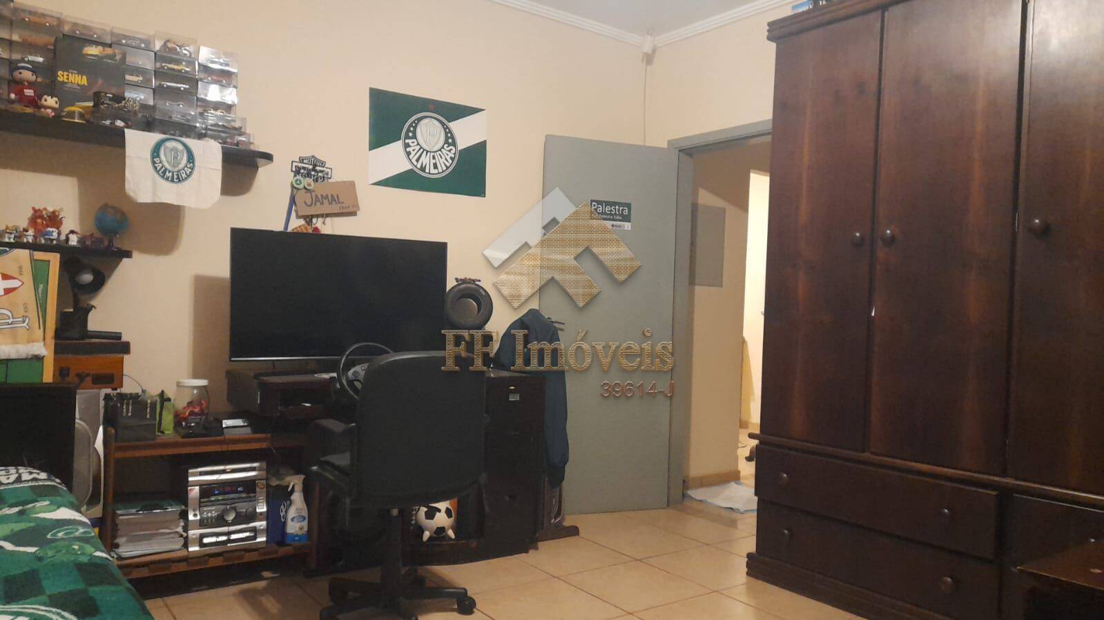 Casa à venda com 3 quartos, 5600m² - Foto 10