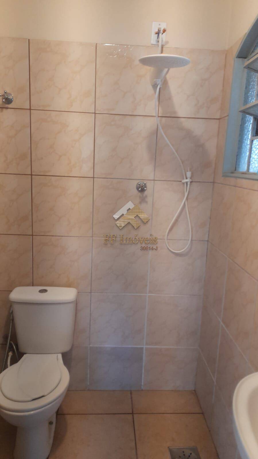 Casa à venda com 3 quartos, 5600m² - Foto 9
