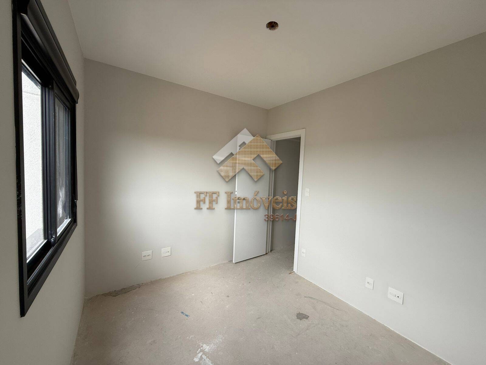Apartamento à venda com 3 quartos, 90m² - Foto 4