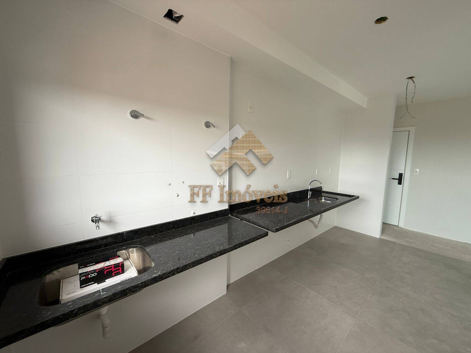 Apartamento à venda com 3 quartos, 90m² - Foto 8