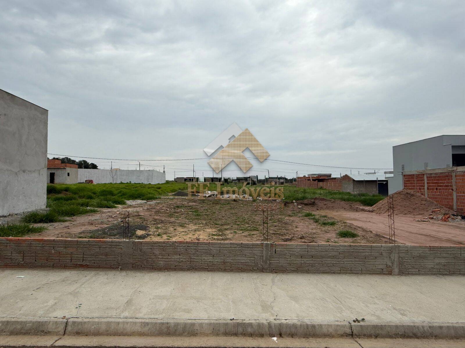 Terreno, 200 m² - Foto 1