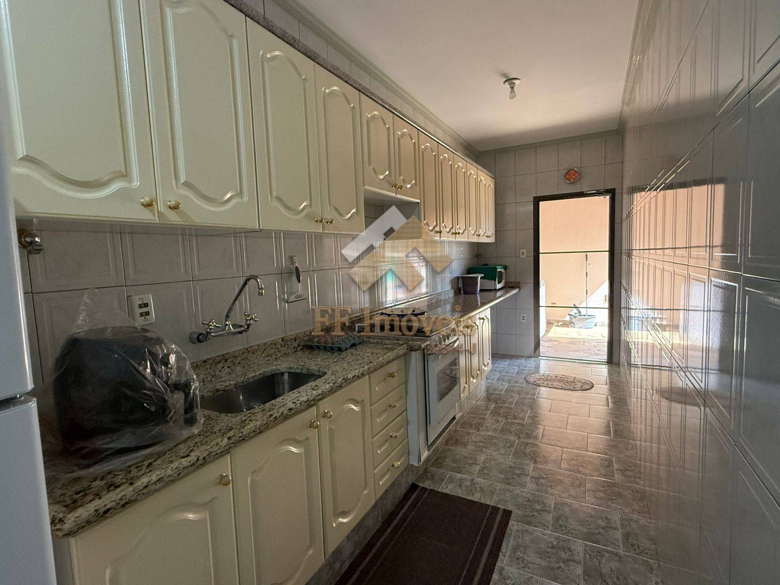 Casa, 2 quartos, 233 m² - Foto 17