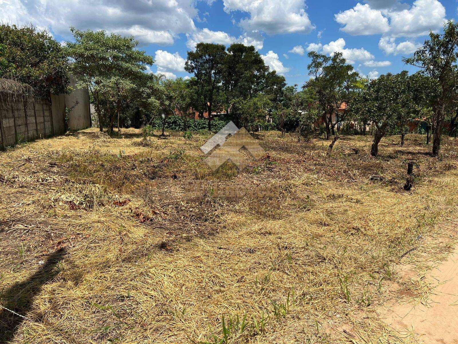 Terreno, 811 m² - Foto 1