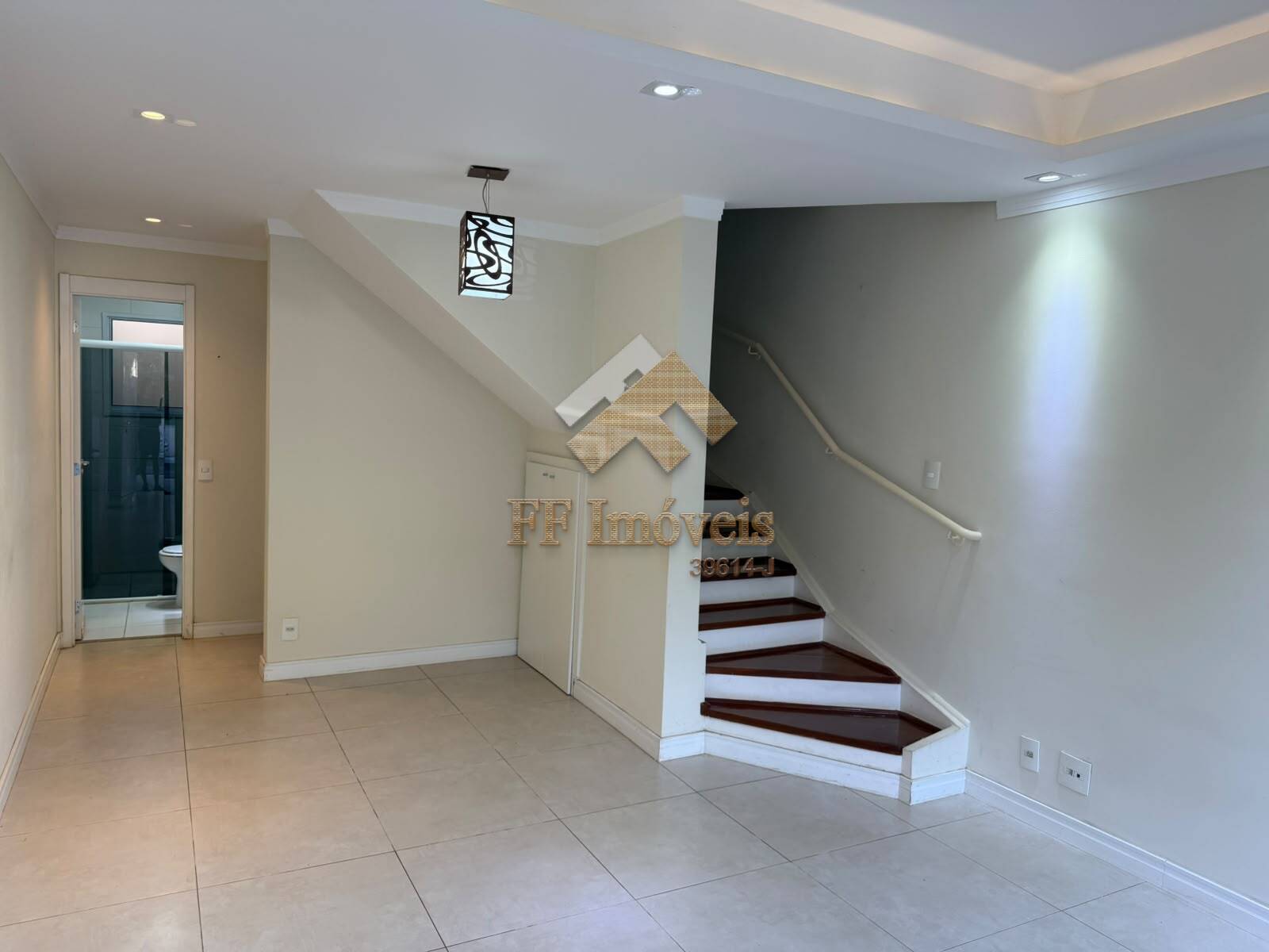 Casa, 2 quartos, 70 m² - Foto 1