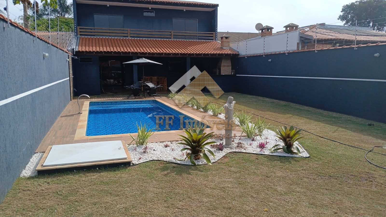 Casa, 2 quartos, 140 m² - Foto 1
